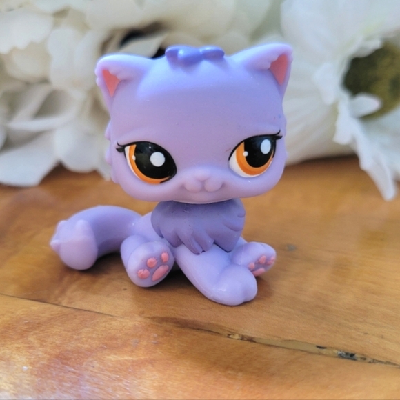 Littlest Pet Shop LPS #1771 Purple Cat Persian Kitten Orange Eyes 2007 - Picture 1 of 10